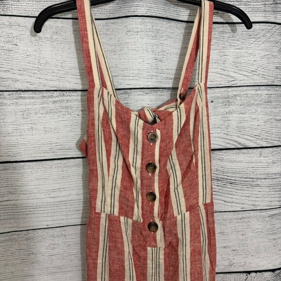 Romeo & Juliet Couture Jumpsuit - Picture 2 of 4